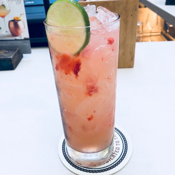 Meet your Posher, T - Picture 1 of 1